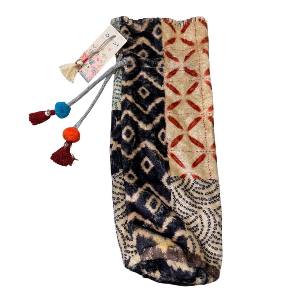 Johnny Was Holiday Wine Tote Fleece Drawstring Multicolor Bottle Gift Bags NWT